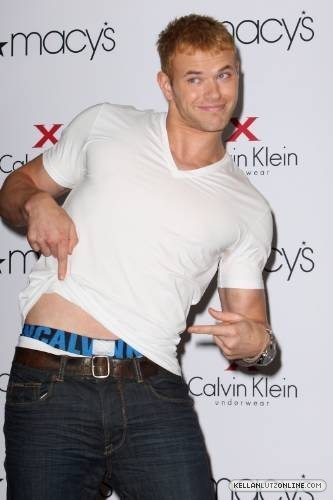 Promoting Calvin Klein X Underwear at Macy's - 15 May 2010