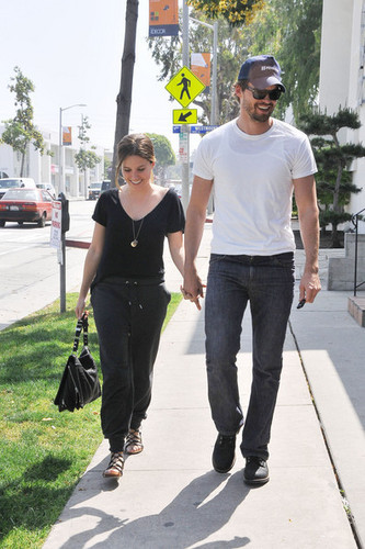  Sophia kichaka and Austin Nichols Get Lunch in West Hollywood (April 26th)