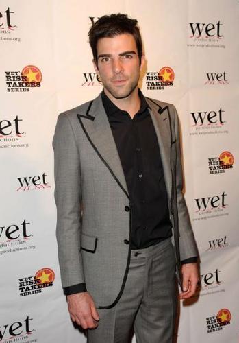  Stars Give amor - A Very Special Benefit For WET's 11th Season