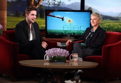  HQ Pictures Of Robert Pattinson On Ellen