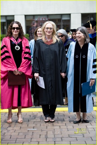 Meryl Streep: Barnard College's Commencement Speaker!