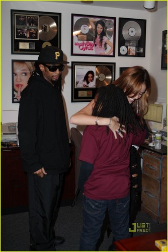  Miley Cyrus Hits The Studio with Lil Jon (May 19th)