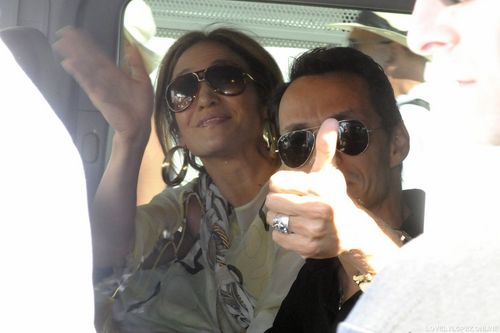  Jennifer & Marc Yatching with Stefano Gabbana & Dominico Dolce 5/23/10