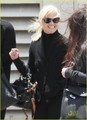 Reese Witherspoon Has Fun With Friends - reese-witherspoon photo