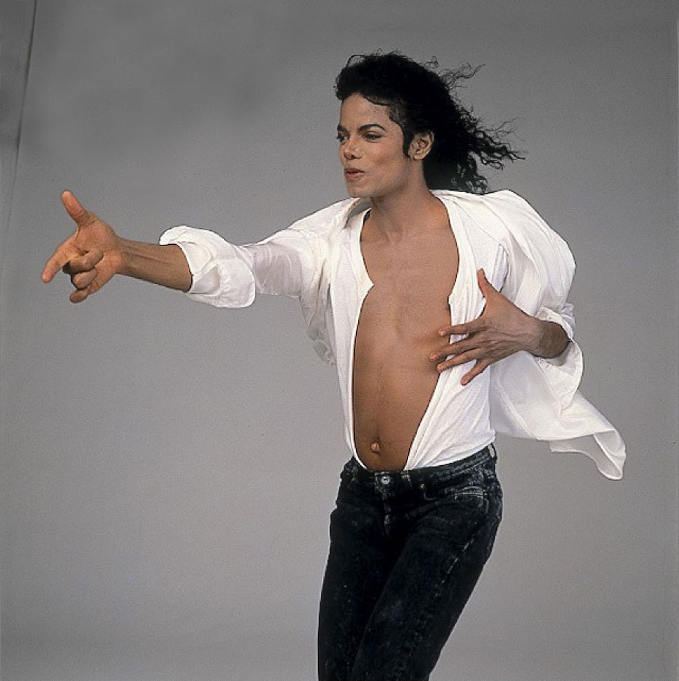 Top 104+ Images show me a picture of michael jackson Completed