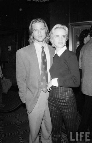  Brad Pitt and Juliette Lewis in October 1992