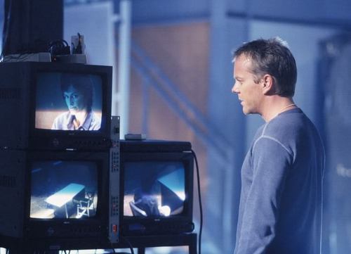Jack Bauer Season 2 Stills