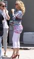 Kate Hudson on the set of "Something Borrowed" (May 25) - kate-hudson photo