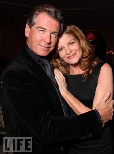  Rene Russo & Pierce Brosnan in 2009 - at the 38h Annual Peace Over Violence