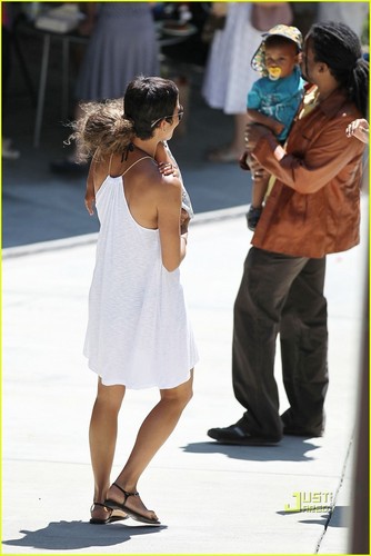 Halle Berry: Napping Nahla!