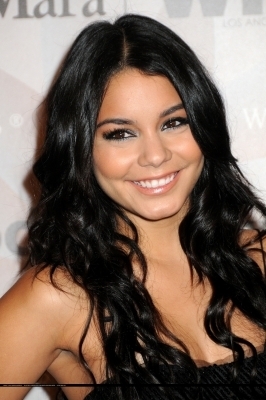 Vanessa@the 2010 Crystal + Lucy Awards: A New Era [Arrivals]