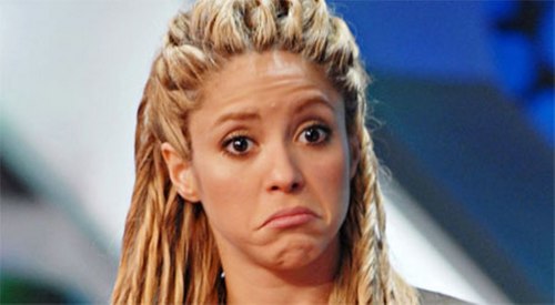  Shakira face