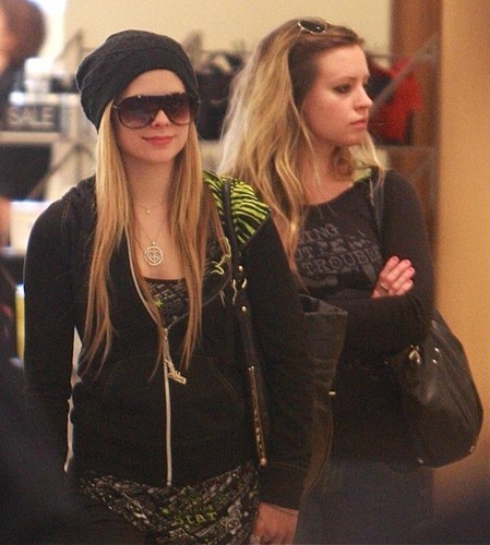  Avril Lavigne~