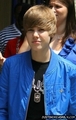 Candids > 2010 > At Florist in New York (3rd June, 2010) - justin-bieber photo