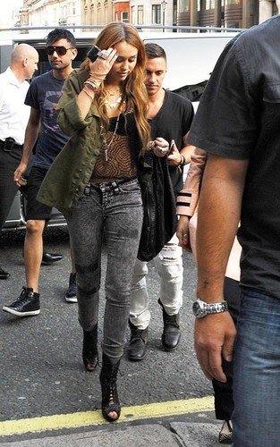 Miley out in London - June 4, 2010
