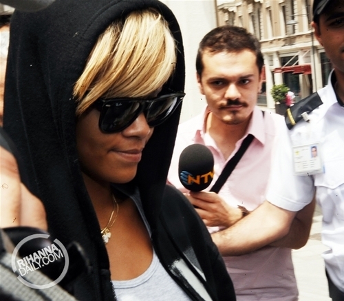  rihanna out and about in Istanbul - June 3, 2010