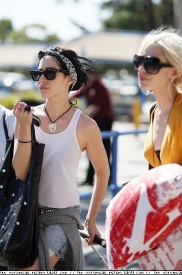 The Veronicas Arriving in Perth - 27th Feb 2009
