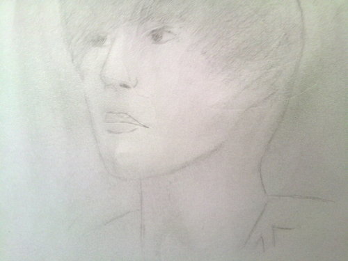  a simple drawing of justin bieber