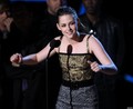 06.06.10: MTV Movie Awards - Show - robert-pattinson-and-kristen-stewart photo