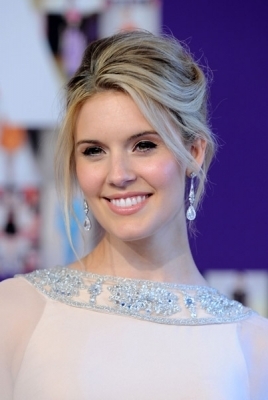  Maggie Grace@2010 CFDA Fashion Awards-Arrivals