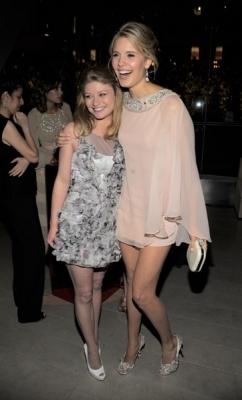  Maggie and Emilie@2010 CFDA Fashion Awards-Afterparty