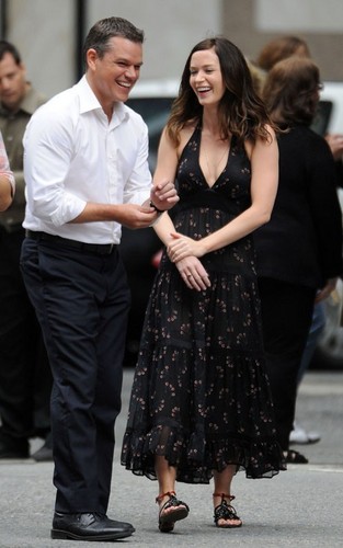  Matt Damon and Emily Blunt on the set of "The Adjustment Bureau" (June 11)