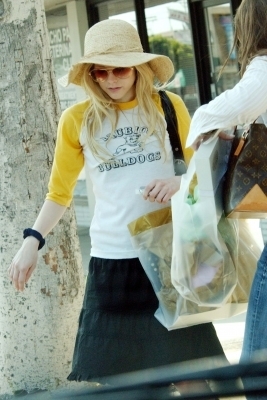  Shopping in Westwood - 25.04.05