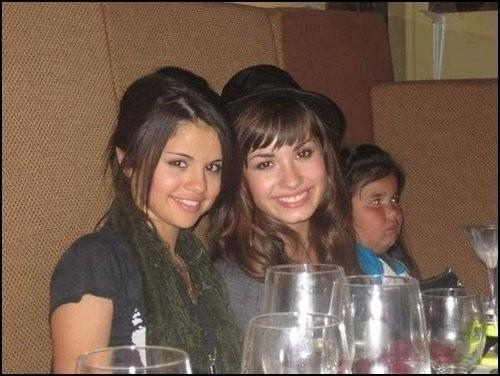 Selena Gomez Rare Pictures