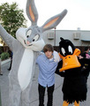 justin&bugs bunny&daffy duck =)<33x - justin-bieber photo