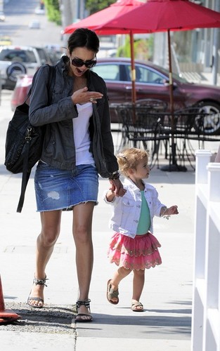  Jessica & Honor out in Beverly Hills