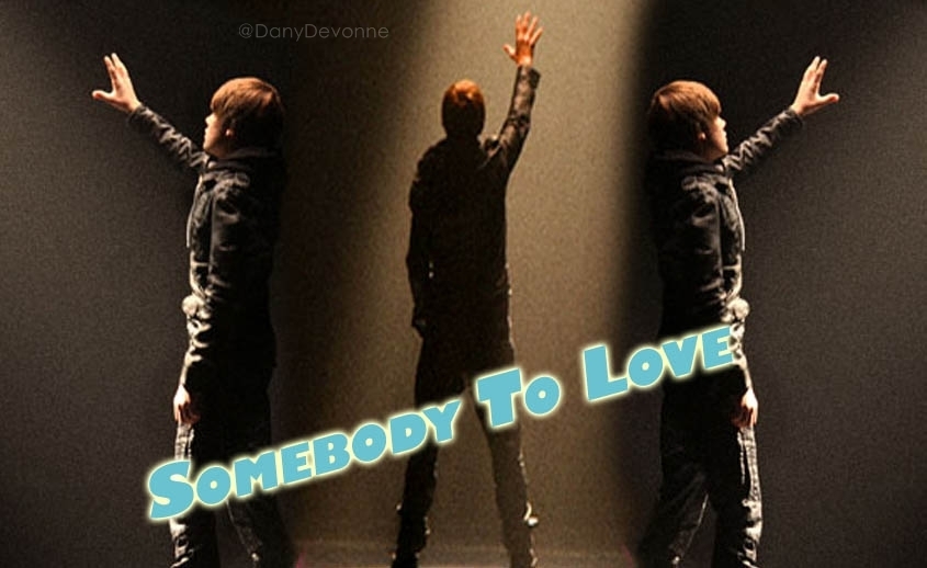 justin bieber leather jacket in somebody to love. justin bieber guitar chords.
