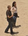 Hugh & Lisa on set HQ - house-md photo
