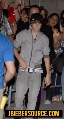  Justin Bieber entering at MMVA rehersal