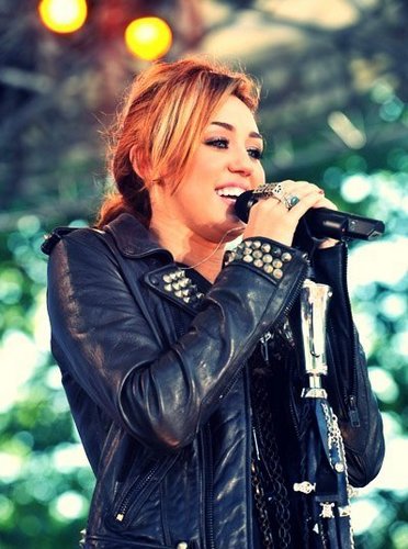  Mileyluv...........