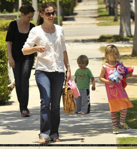 Jen and Violet Out and About!