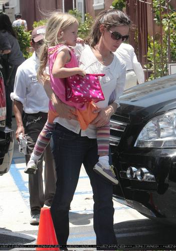  Jen and viola Out and About!