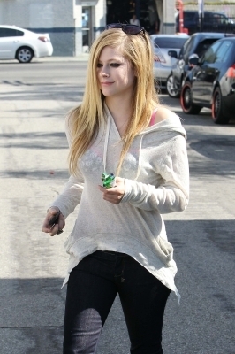 Shopping at Melrose Avenue in Hollywood - 24.06.10