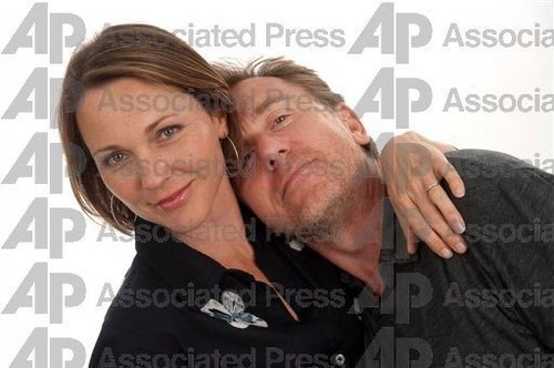  Kelli Williams and Tim Roth in raposa Upfronts