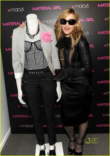  Madonna Talks 'Material Girl'