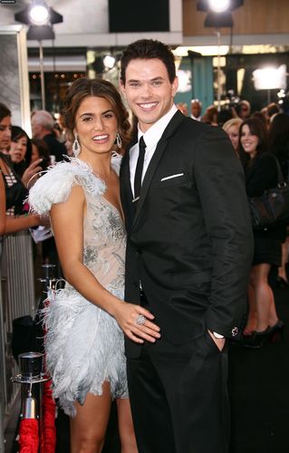 Kellan and Nikki at the 'Eclipse' Premiere 