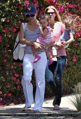 Jen, Violet and Seraphina Celebrate 4th of July!