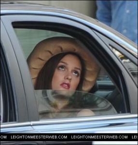 Leighton Meester on set- July 6th