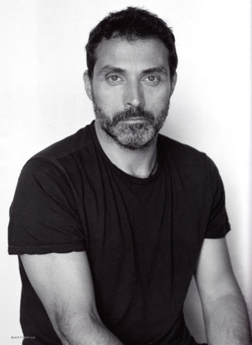RUFUS SEWELL:LOVELY RUFUS!