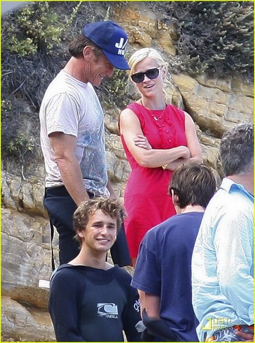  Reese Witherspoon & Sean Penn: 星, 星级 Spangled 海滩 Party