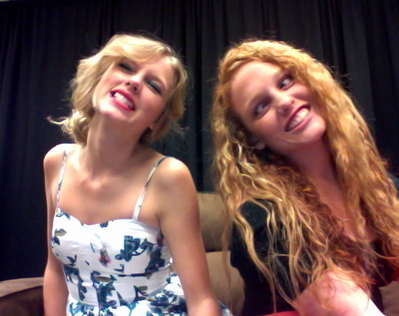  Taylor's Twitter Pictures