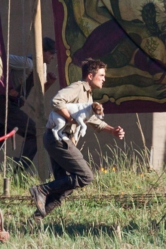 Rob on Water For Elephants set :)