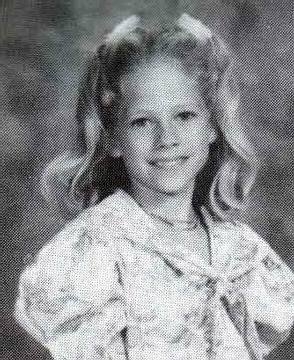  Young Avril