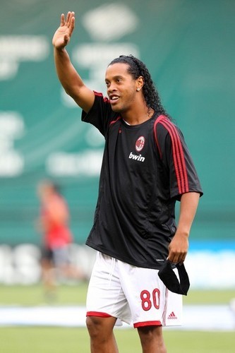  AC Milan v D.C. United(Ronaldinho)