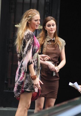 Blake Lively and Leighton Meester - 14th July - Season 4 - Gossip Girl