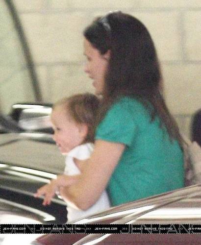  Jen Out and About With Her Girls!